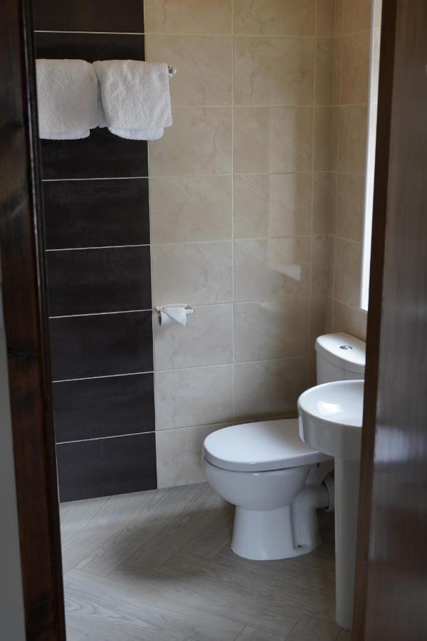 Slieve Bloom Manor Hostel Килларни Экстерьер фото