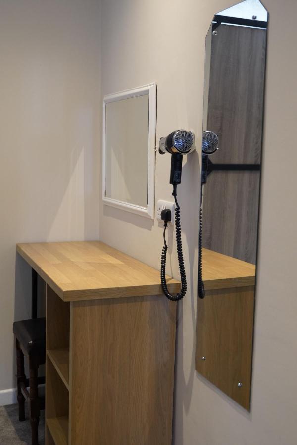 Slieve Bloom Manor Hostel Килларни Экстерьер фото