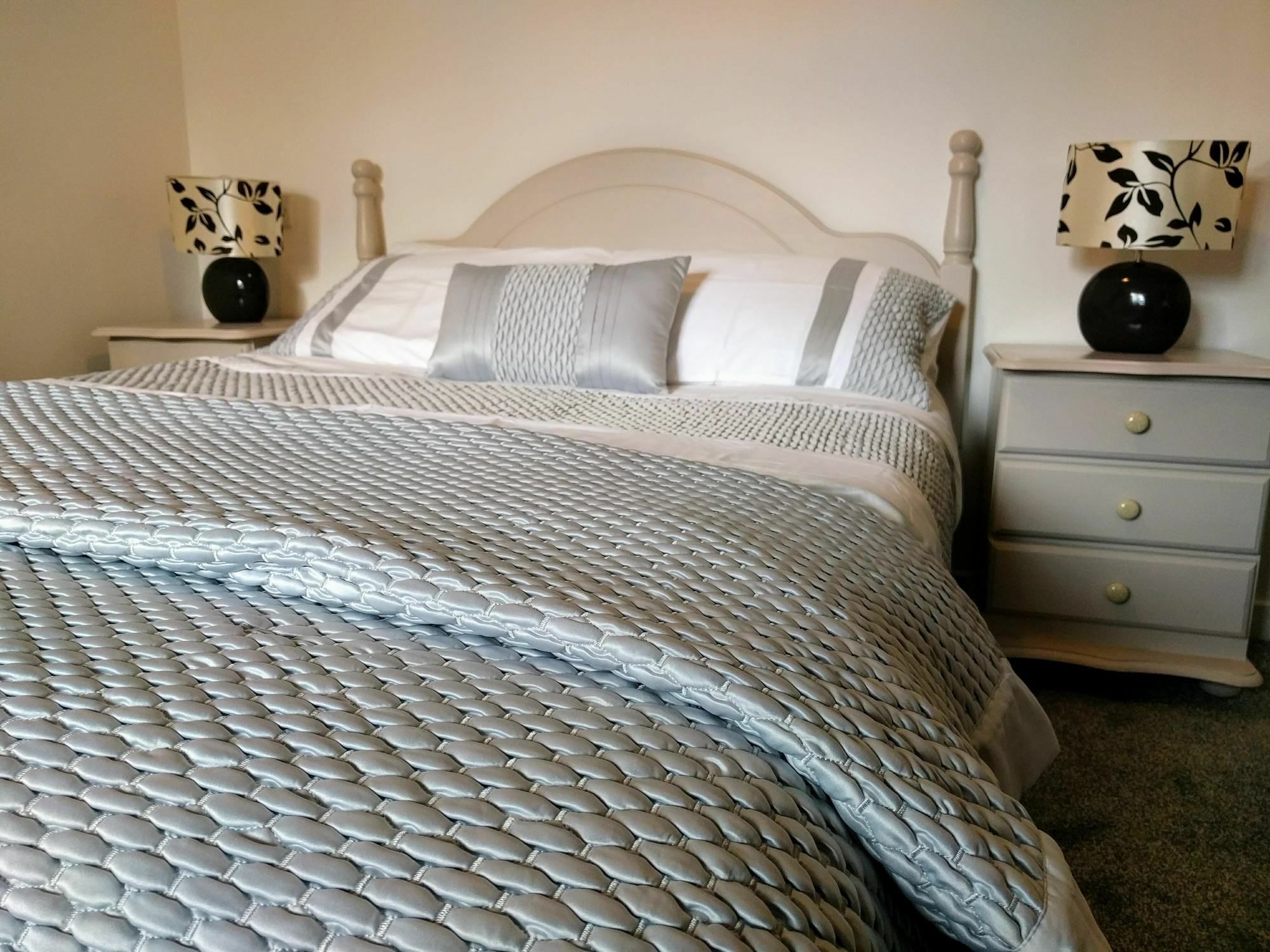 Slieve Bloom Manor Hostel Килларни Экстерьер фото